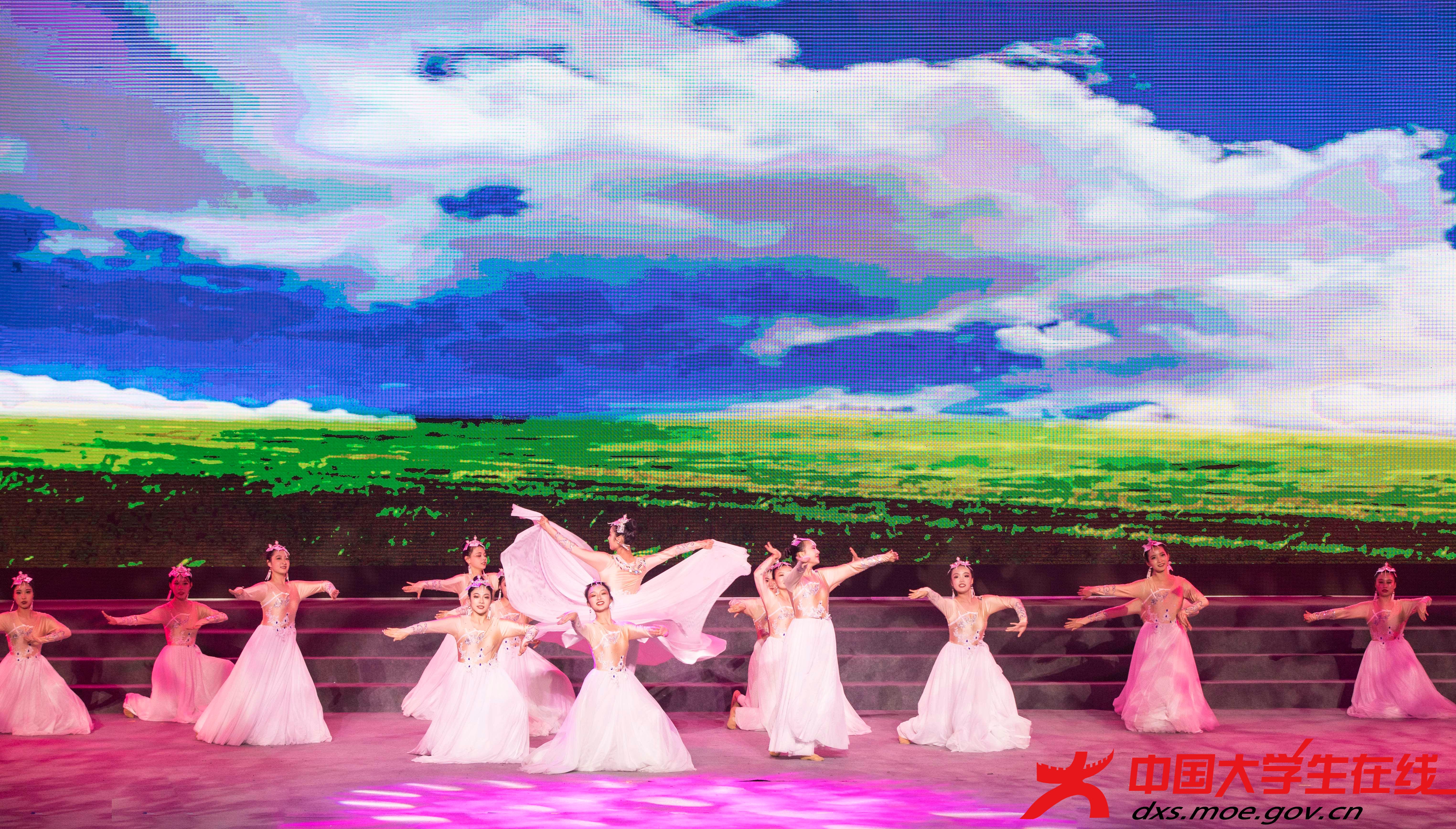 舞蹈《額爾古納河》.jpg 舞蹈《額爾古納河》.jpg